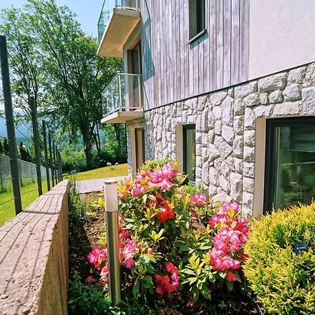 Every Sky Izerska 8 Apartmán