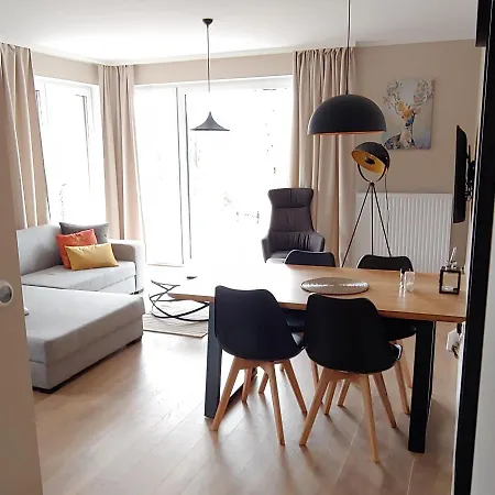 Apartmán Every Sky Izerska 8 *