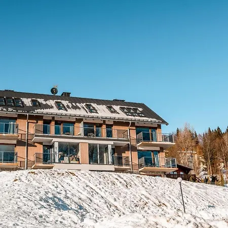 Apartmán Every Sky Izerska 8 *