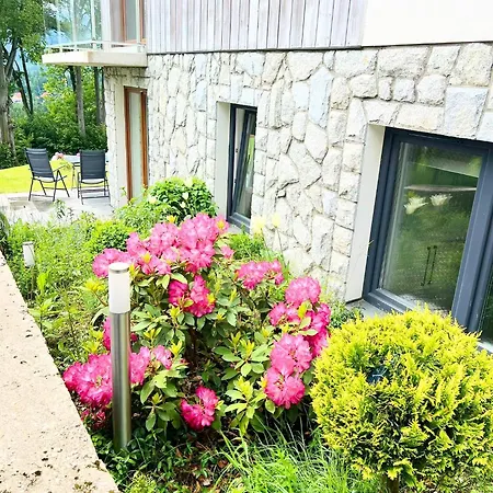 Apartment Everysky - Izerska 8 *