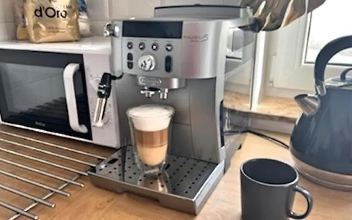 公寓 Everysky - Izerska 8 斯克拉斯卡波伦巴