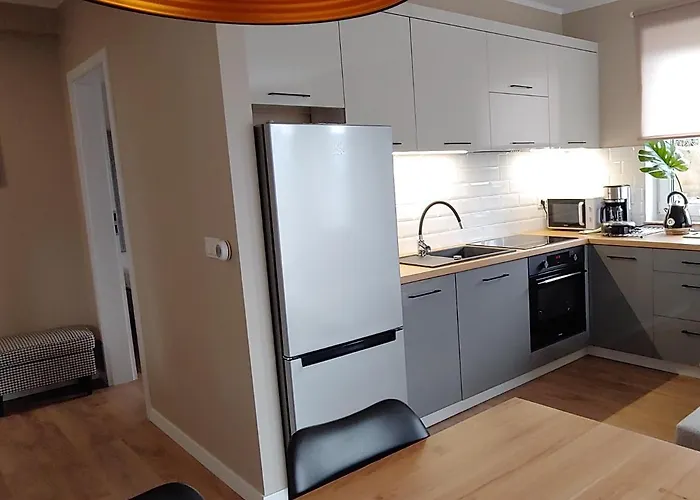 Everysky - Izerska 8 *